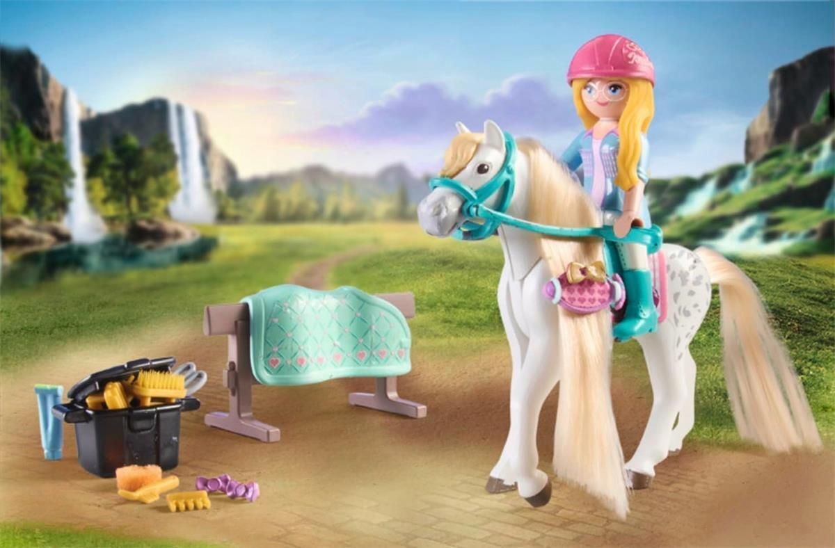 Игровой набор Playmobil 71354 Лошади у водопада Изабелла и Леонис с мойкой для лошадей
