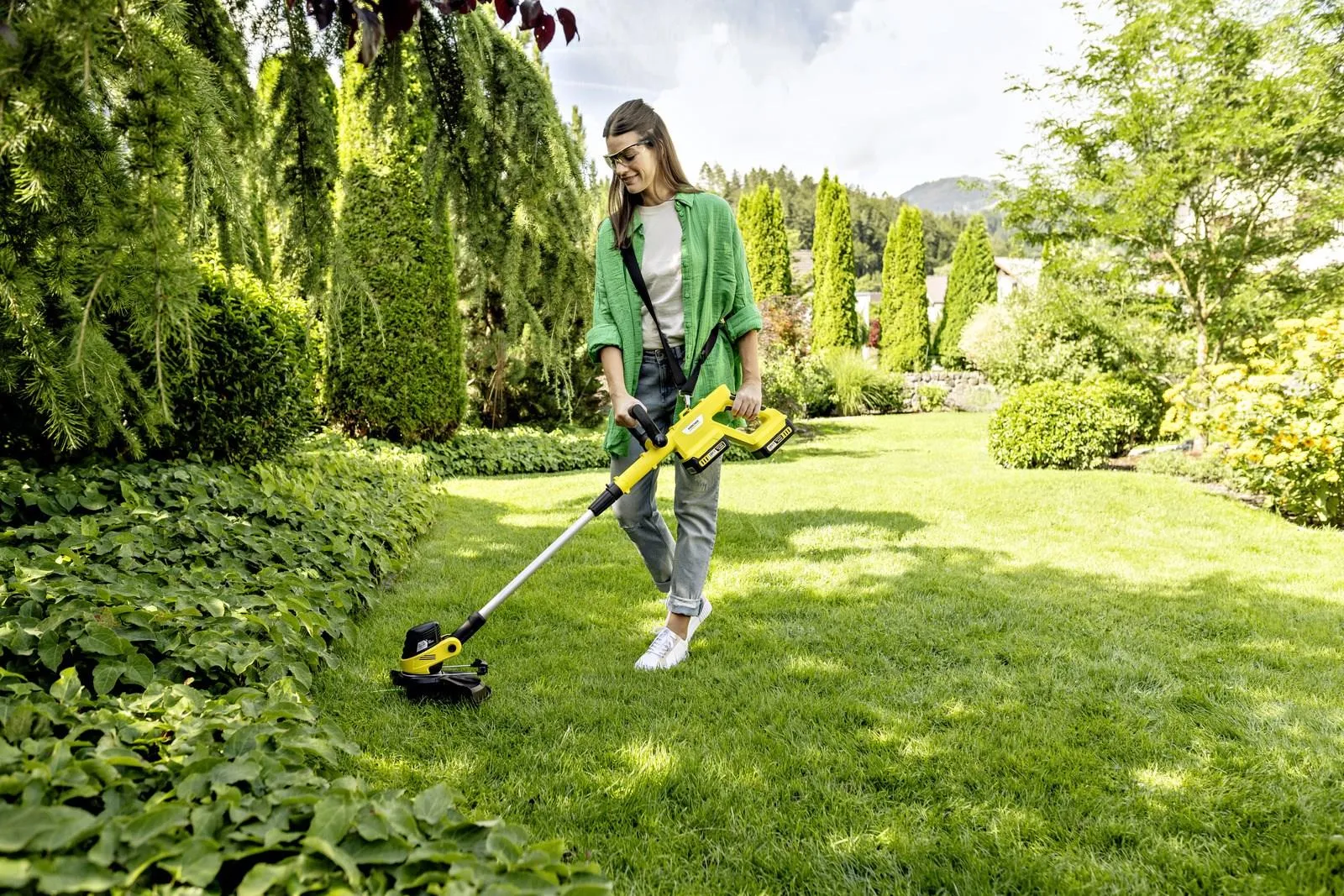 Триммер Karcher LTR 3-18 Dual 1.445-450.0
