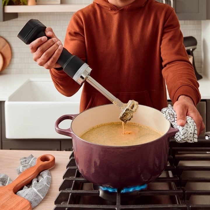 Беспроводной ручной блендер KitchenAid Go Series 5KHBRV71BM
