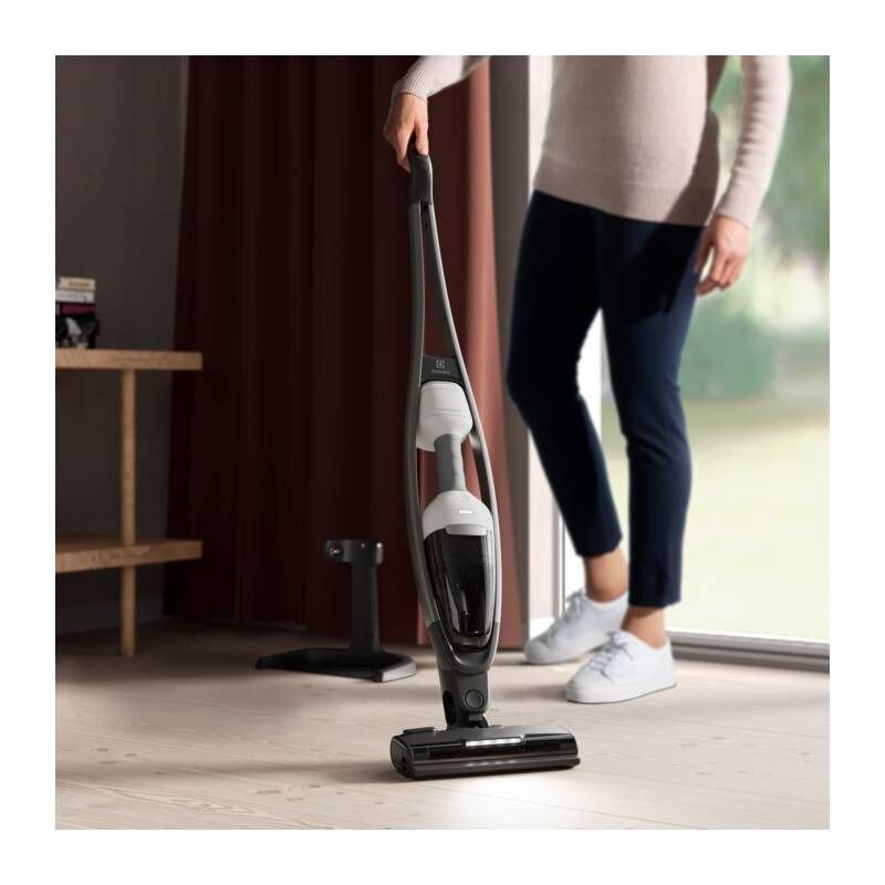 Пылесос ELECTROLUX Hygienic 600 ES62HB25UV