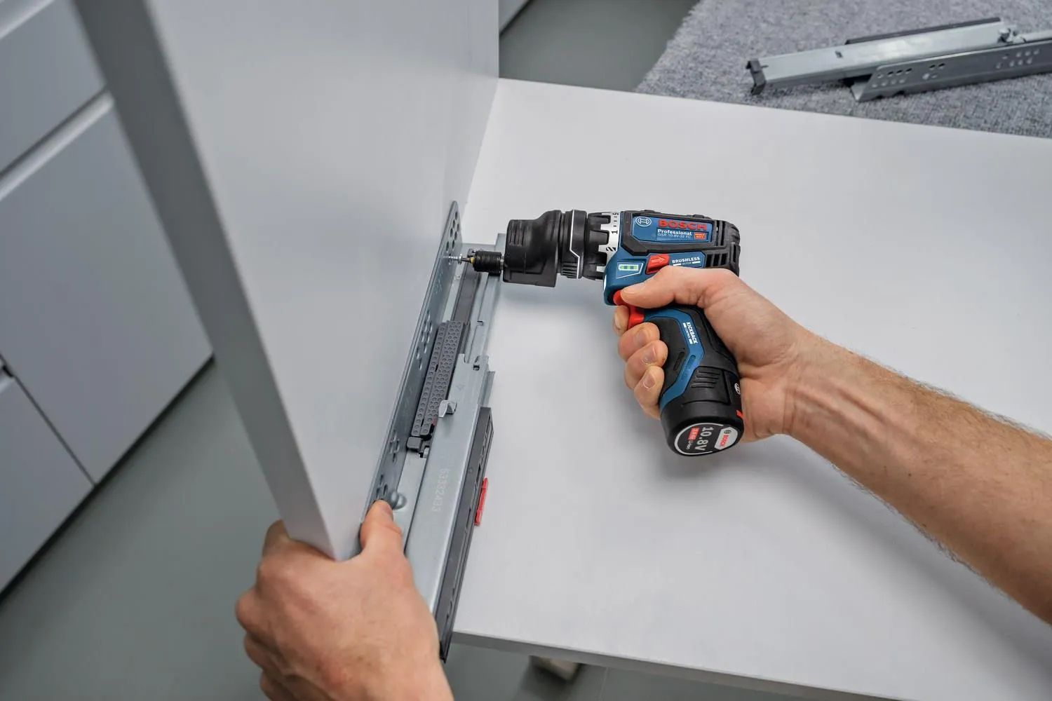 Дрель-шуруповёрт Bosch GSR 12V-32 FC Professional 06019N7101