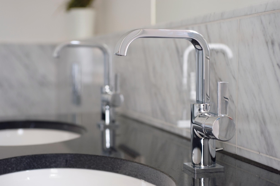 Смеситель для раковины (умывальника) Grohe Allure 32146000
