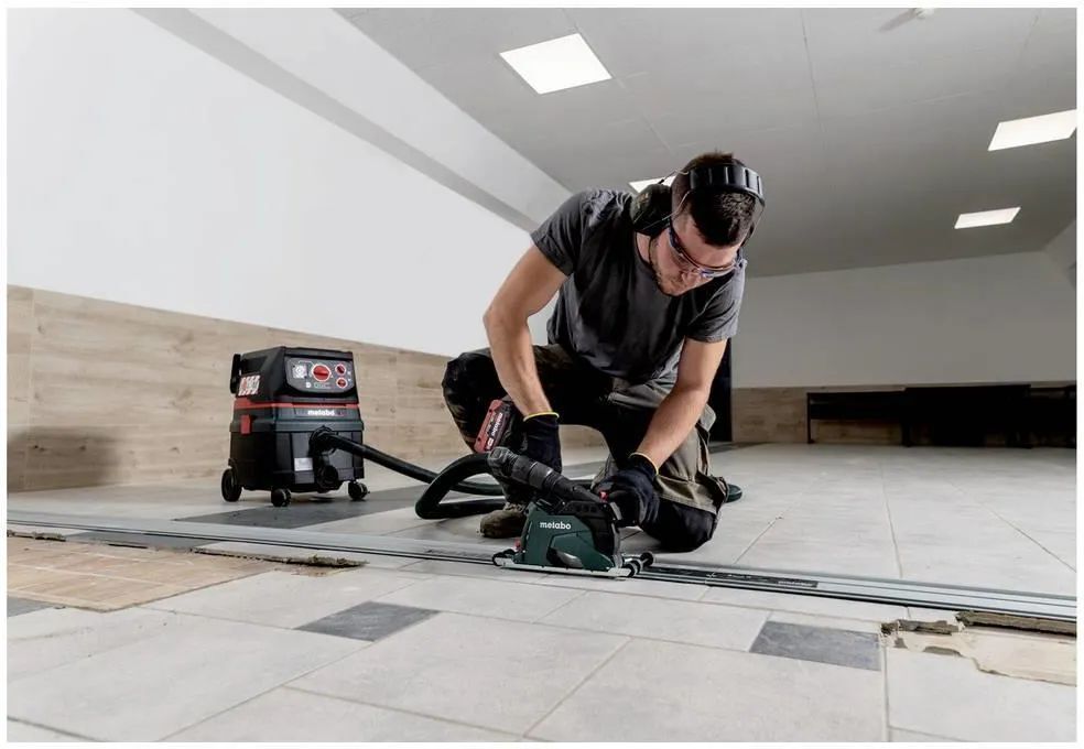 Угловая шлифмашина аккумуляторная Metabo W 18 LT BL 11-125 613052850 без акб и зу