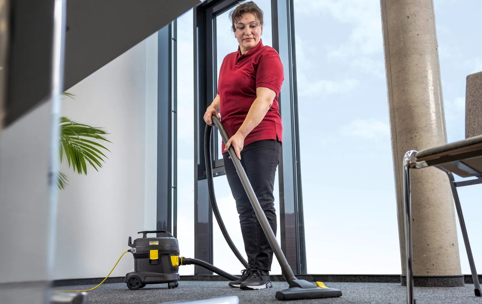 Пылесос KARCHER T 11/1 Classic Adv Go! Further 1.527-222.0