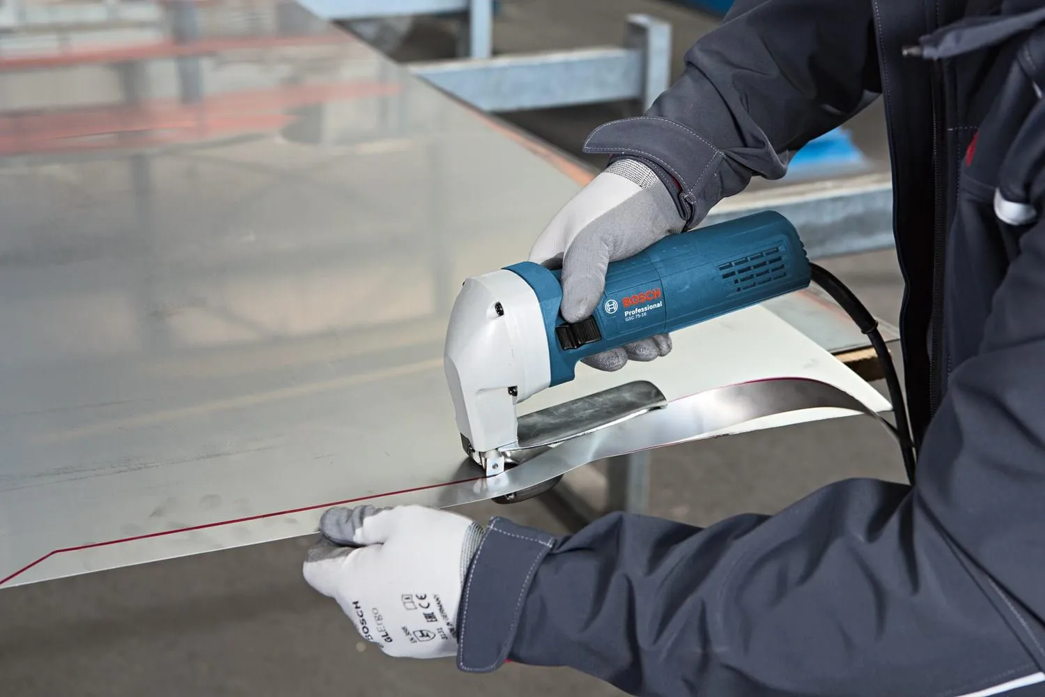 Ножницы по металлу Bosch GSC 75-16 Professional 0601500500