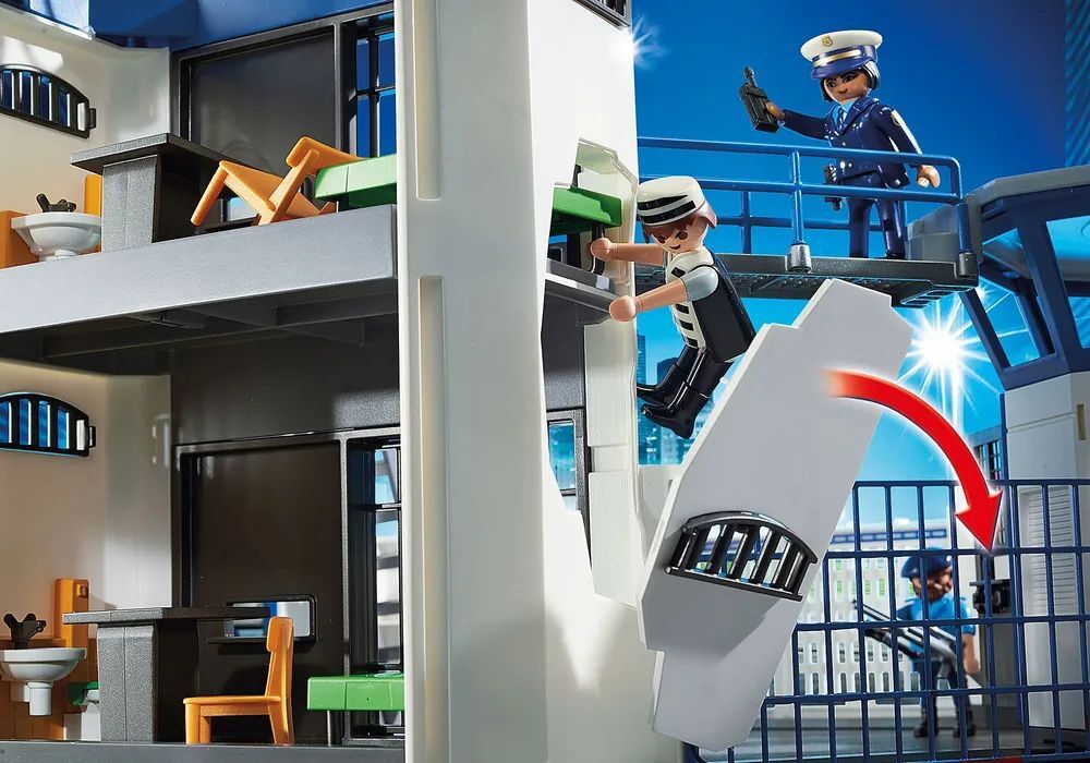 Конструктор Playmobil City Action 6919 Штаб полиции с тюрьмой