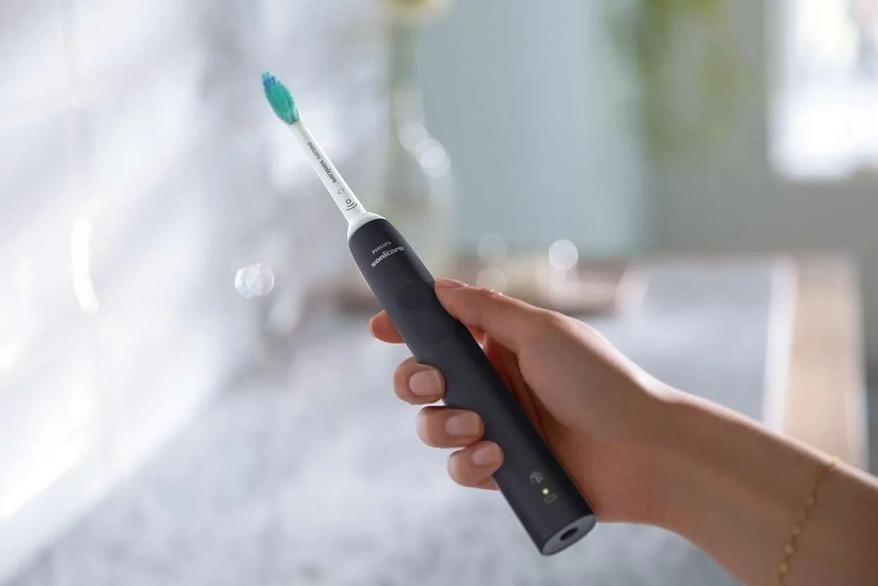 Электрическая щетка PHILIPS Sonicare HX3671/14
