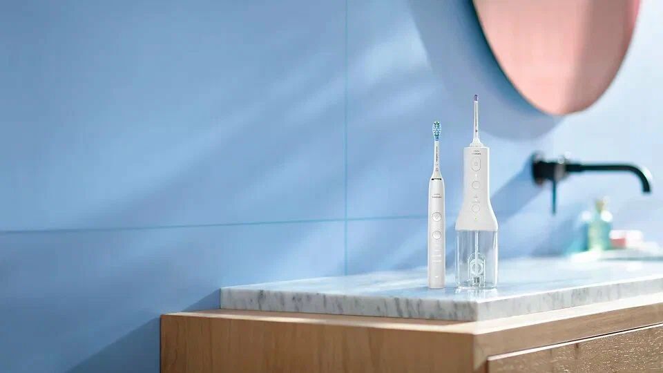 Набор из зубной щётки Philips sonicare Diamond clean 9000 HX3866 и ирригатора Power Flosser