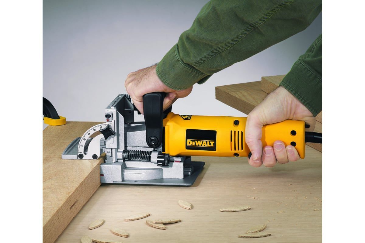 Ламельный (шпоночный) фрезер DeWALT DW 682 K, 600 Вт желтый