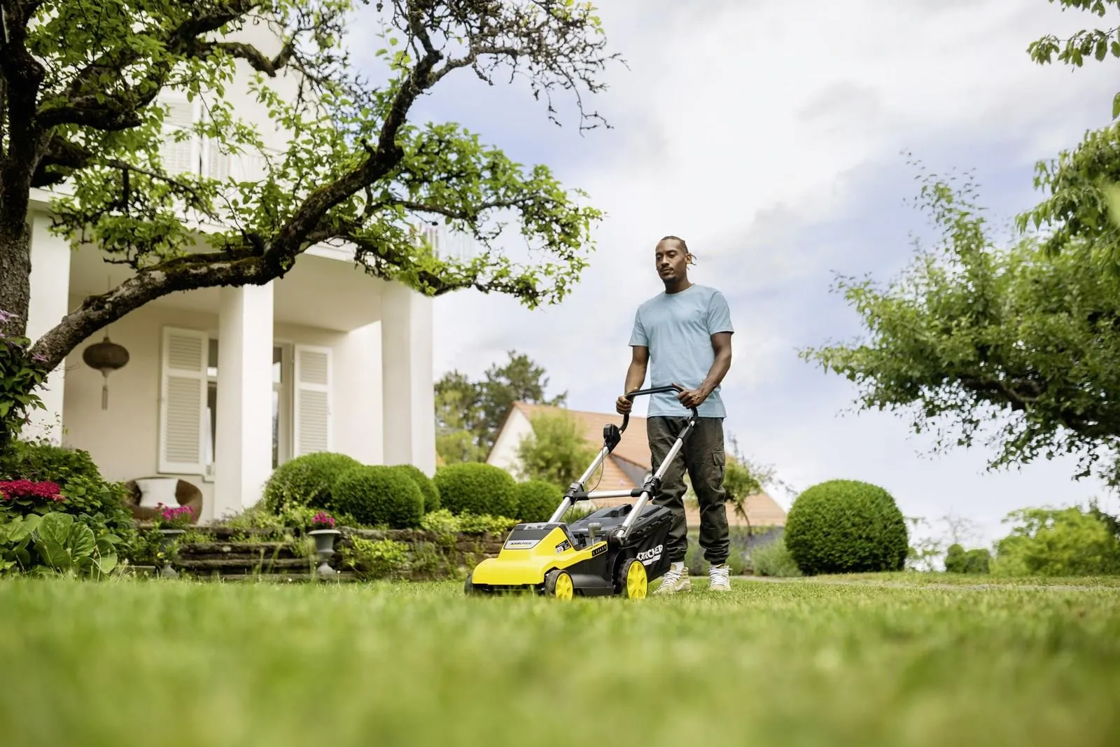 Газонокосилка Karcher LMO 5-18 Dual 1.445-430.0