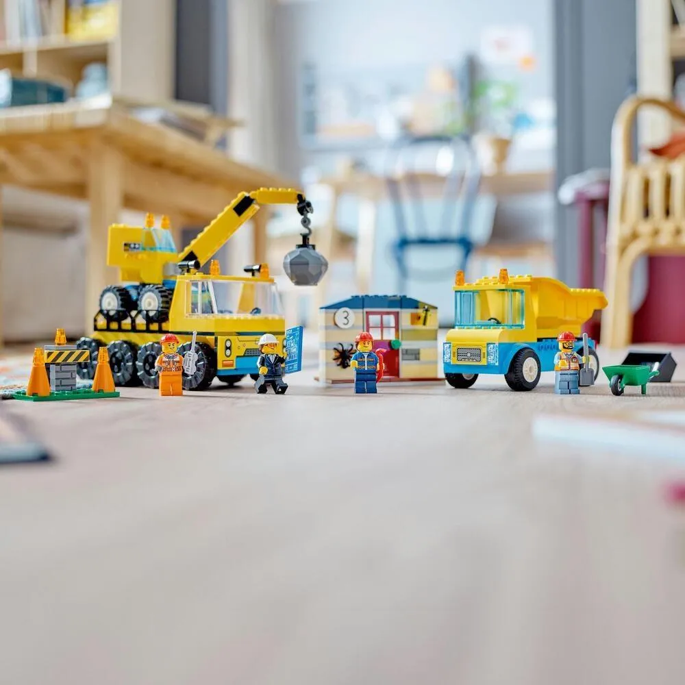 Конструктор LEGO City 60391 Грузовики и кран с шаром для сноса