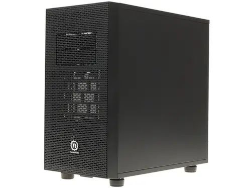 Компьютерный корпус Thermaltake Core X31 CA-1E9-00M1WN-00
