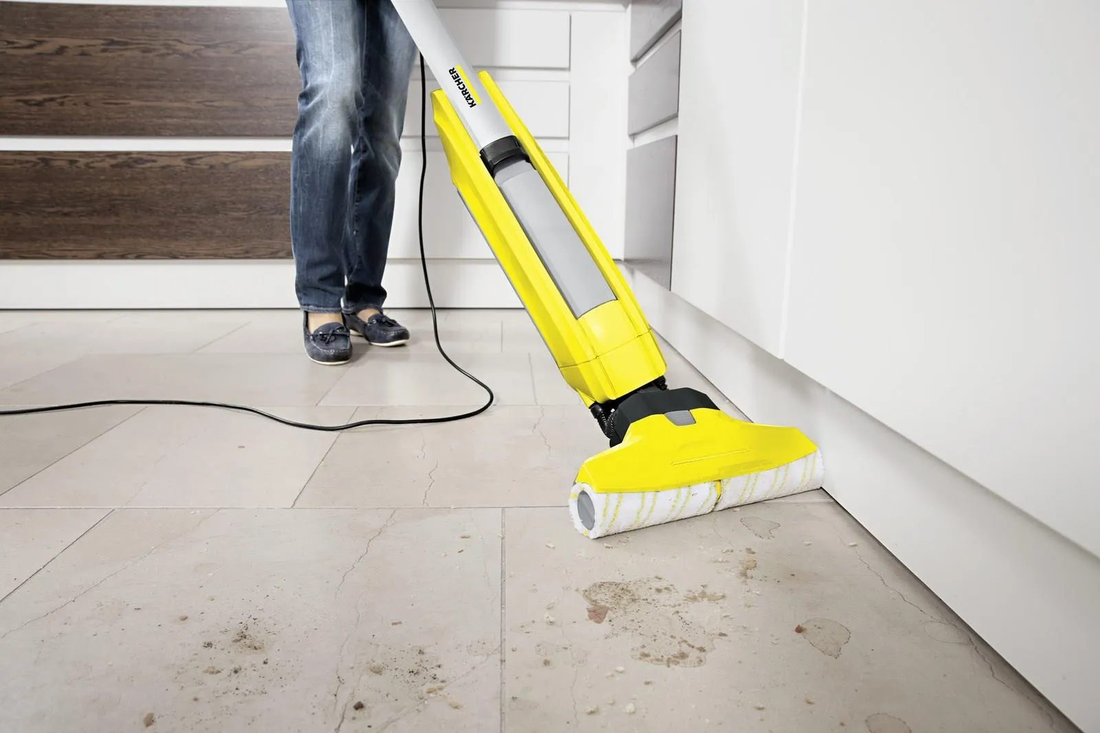 Пылесос для влажной уборки пола Karcher FC 5 1.055-400.0