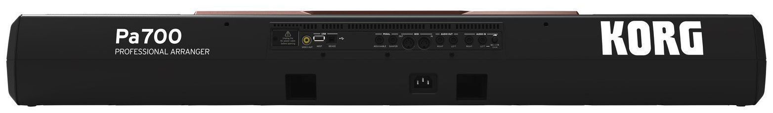 Korg PA700
