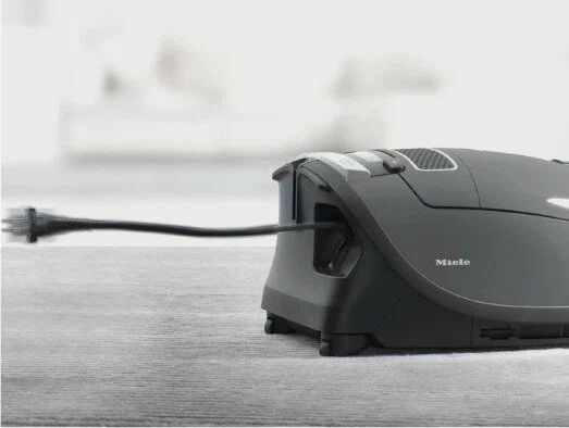Пылесос Miele Complete C3 Power Line SGDF5, серый