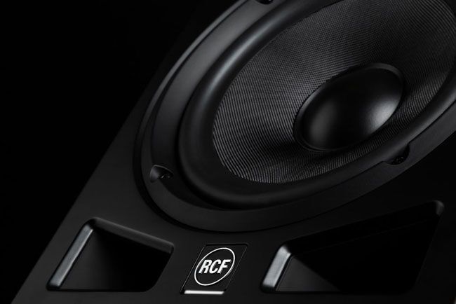 Студийный монитор активный RCF Ayra PRO 6