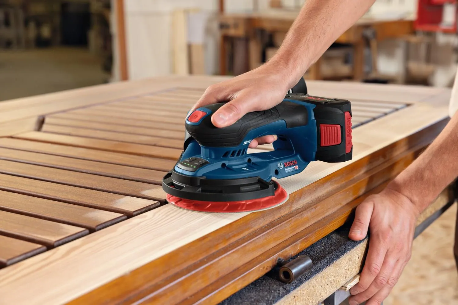 Эксцентриковая шлифовальная машина аккумуляторная Bosch GEX 18V-150-3 Professional 0601372903