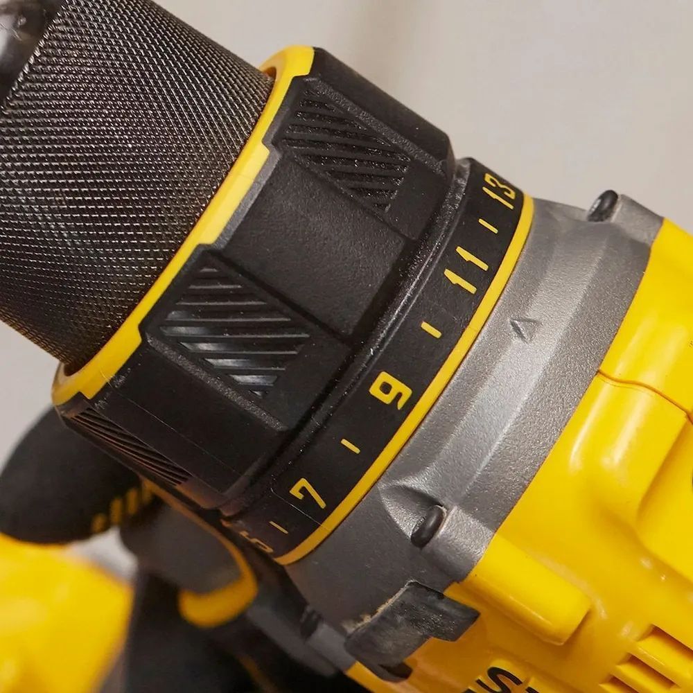 Дрель-шуруповерт Stanley SFMCD721B 18 V