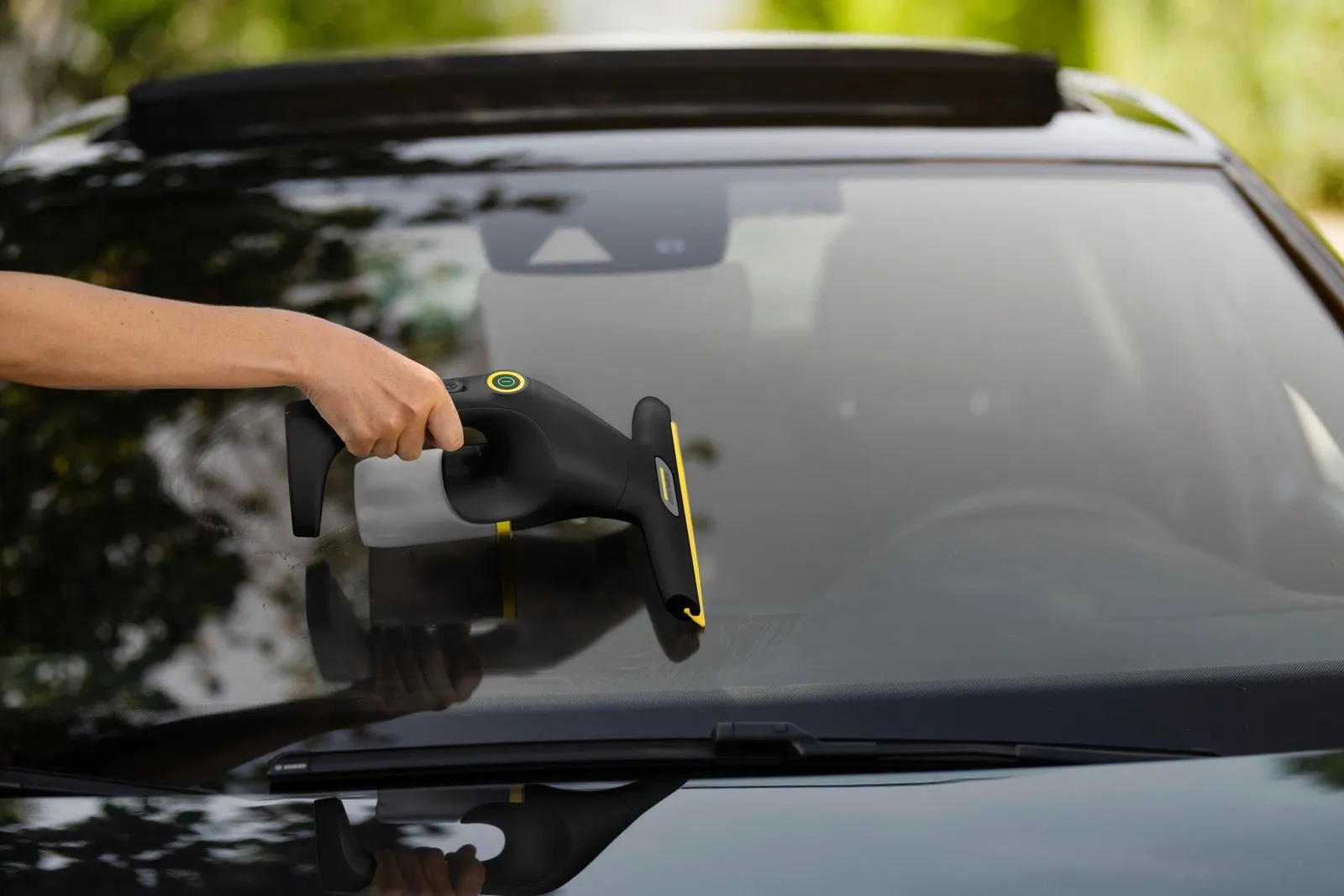 Стеклоочиститель Karcher WV 1 Compact Extra+ Black 1.633-720.0