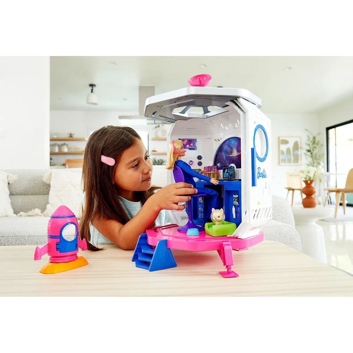 Космическая станция Barbie GXF27