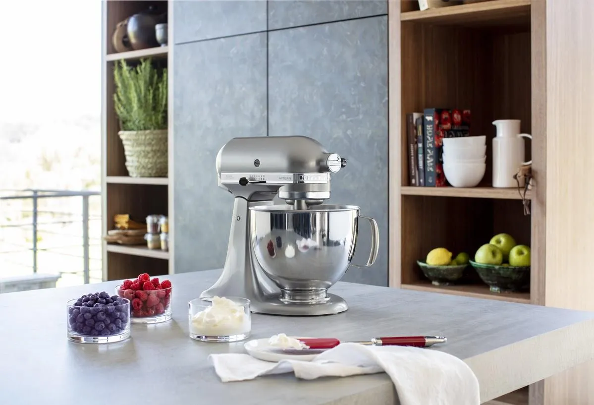 Планетарный миксер KitchenAid Artisan 5KSM125ECU, графитовый