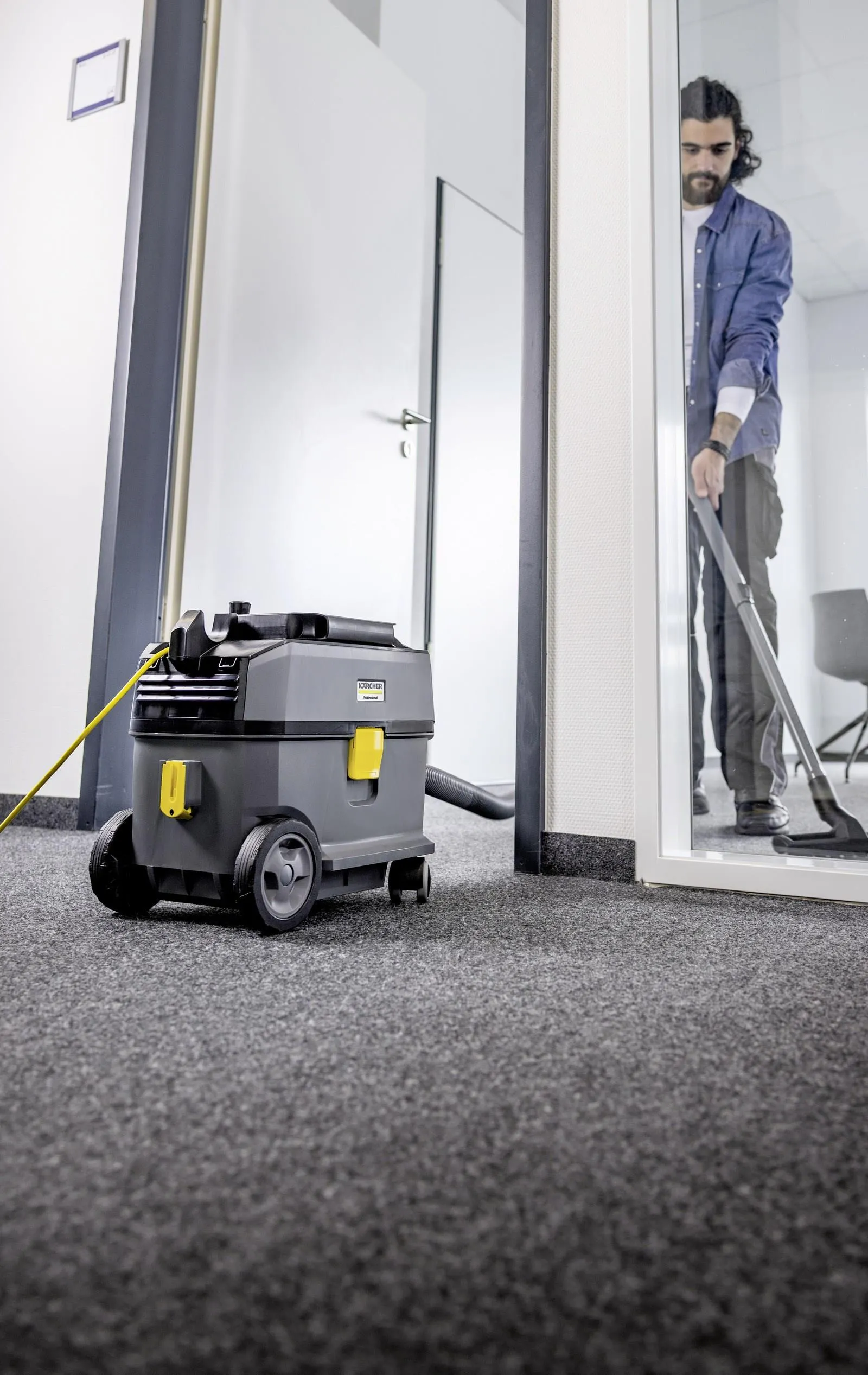 Пылесос сухой уборки Karcher T 10/1 Adv 1.527-308.0