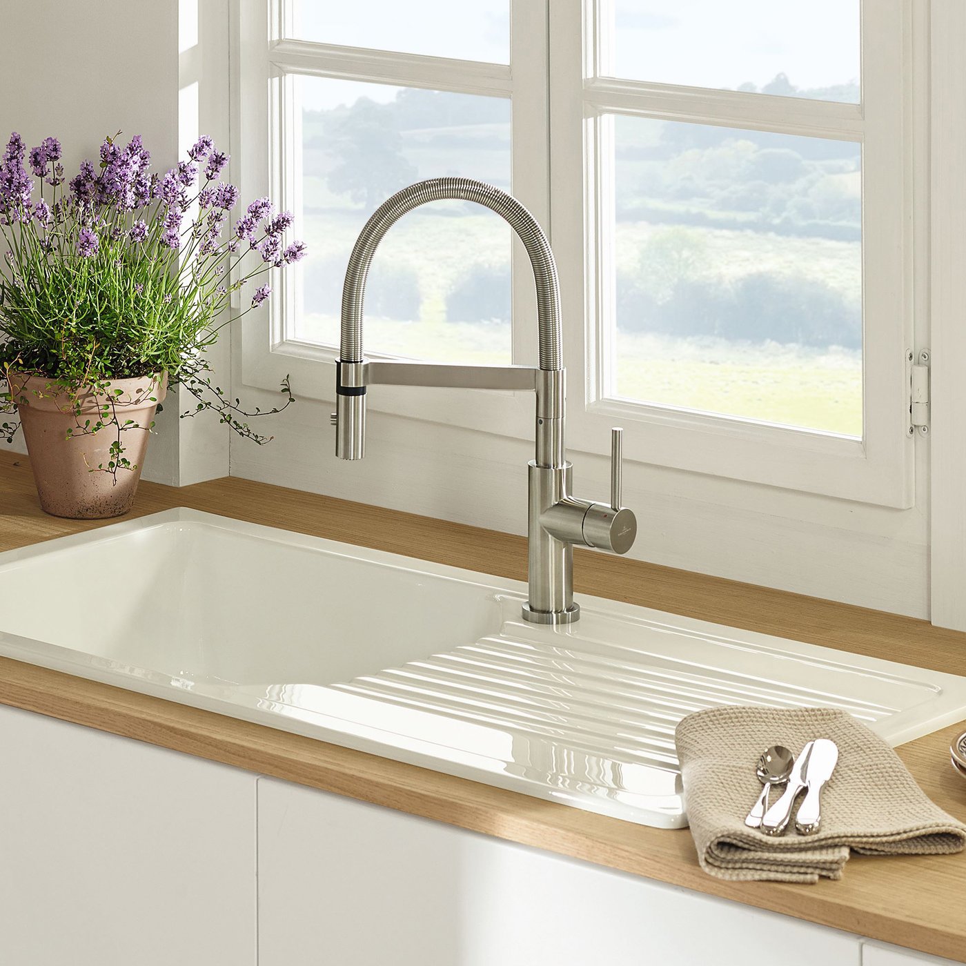 Смеситель для кухни Villeroy & Boch Steel Expert матовая нержавеющая сталь 929900LC