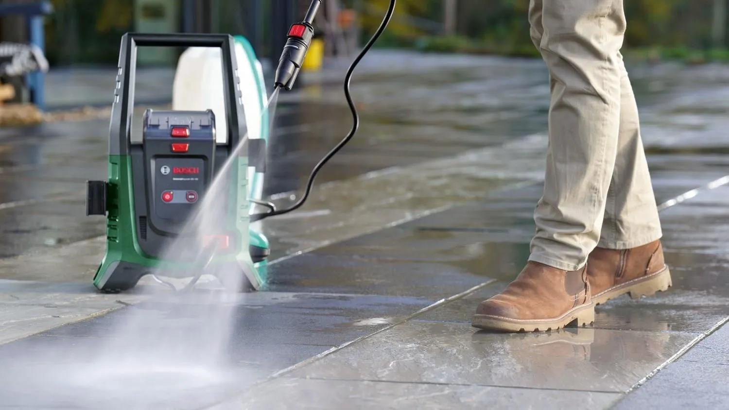 Аккумуляторная мойка высокого давления Bosch UniversalAquatak 36V-100 06008C7003