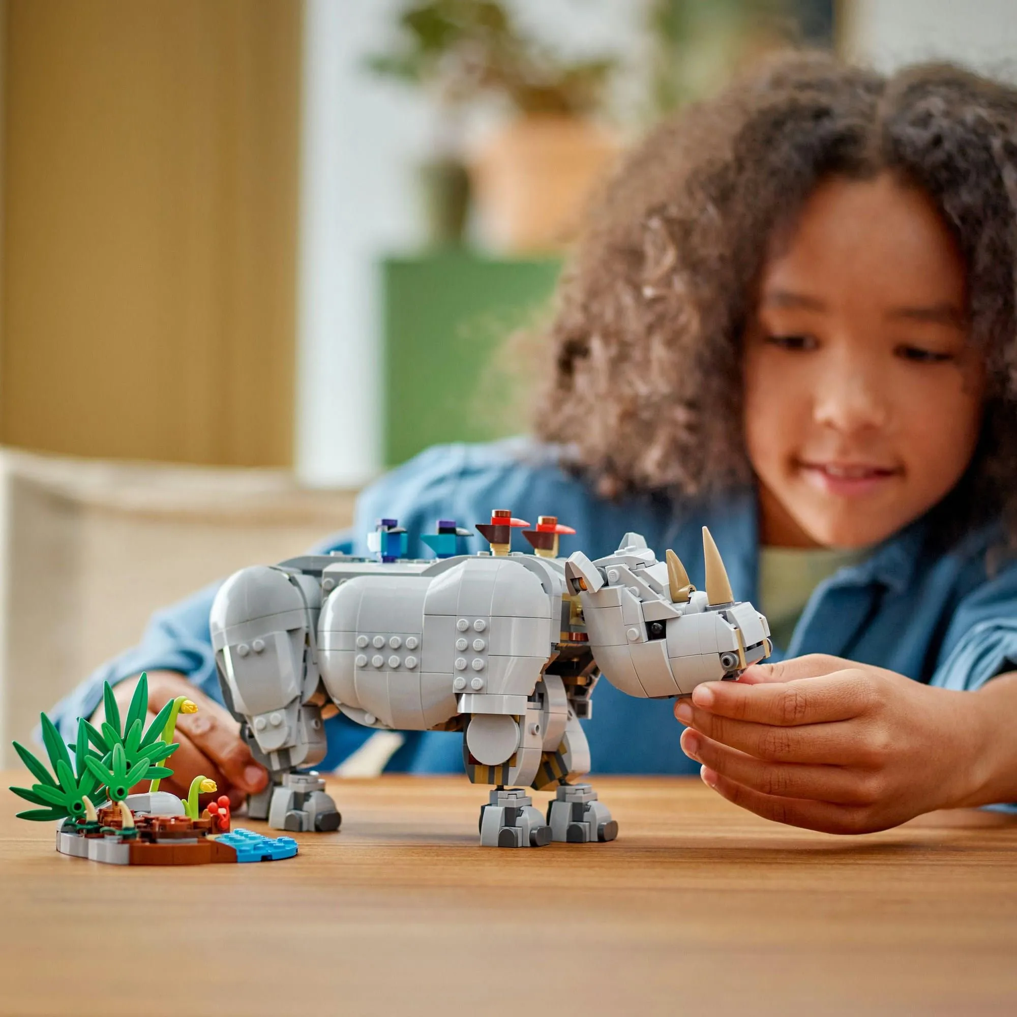 Конструктор LEGO Creator 3 в 1 31171 Дикие животные: гордый носорог с птицами