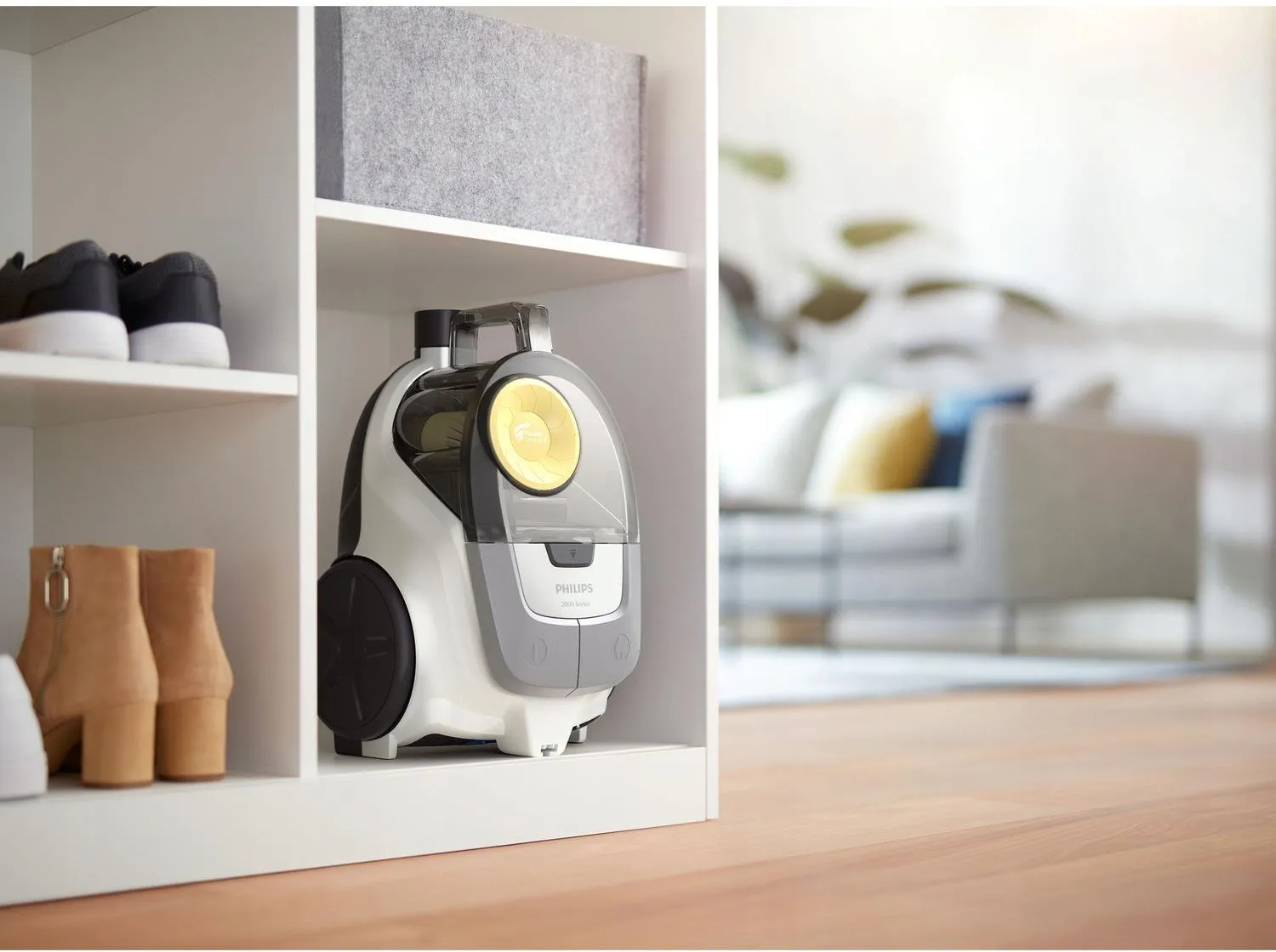 Пылесос Philips Power Cyclone 4 XB2140/09