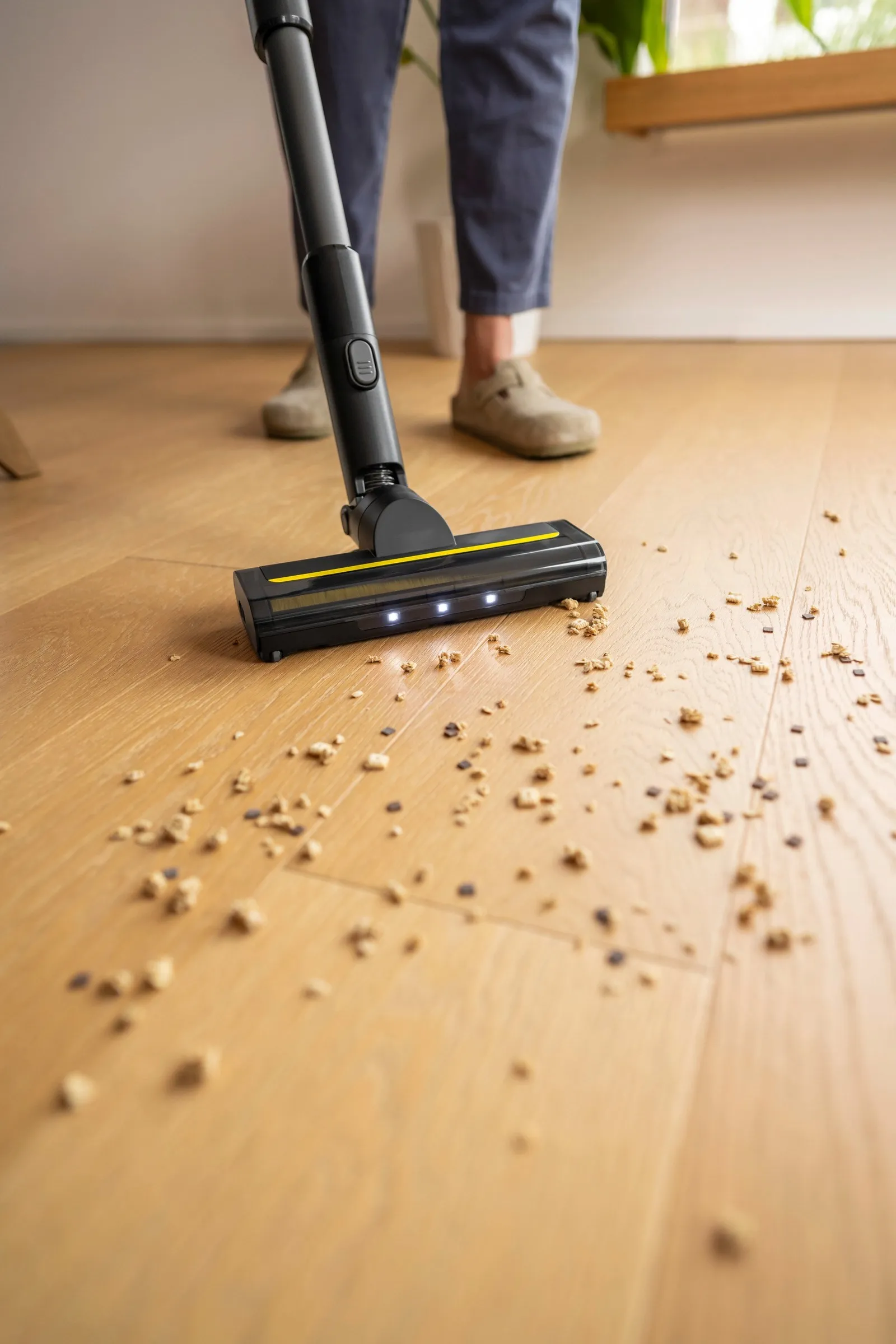 Вертикальный аккумуляторный пылесос Karcher VCS 3 Nano Flex 1.198-934.0