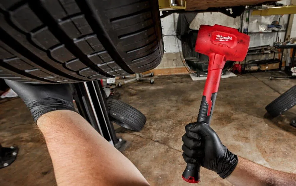 Молоток безоткатный 1360 г Milwaukee 1360G