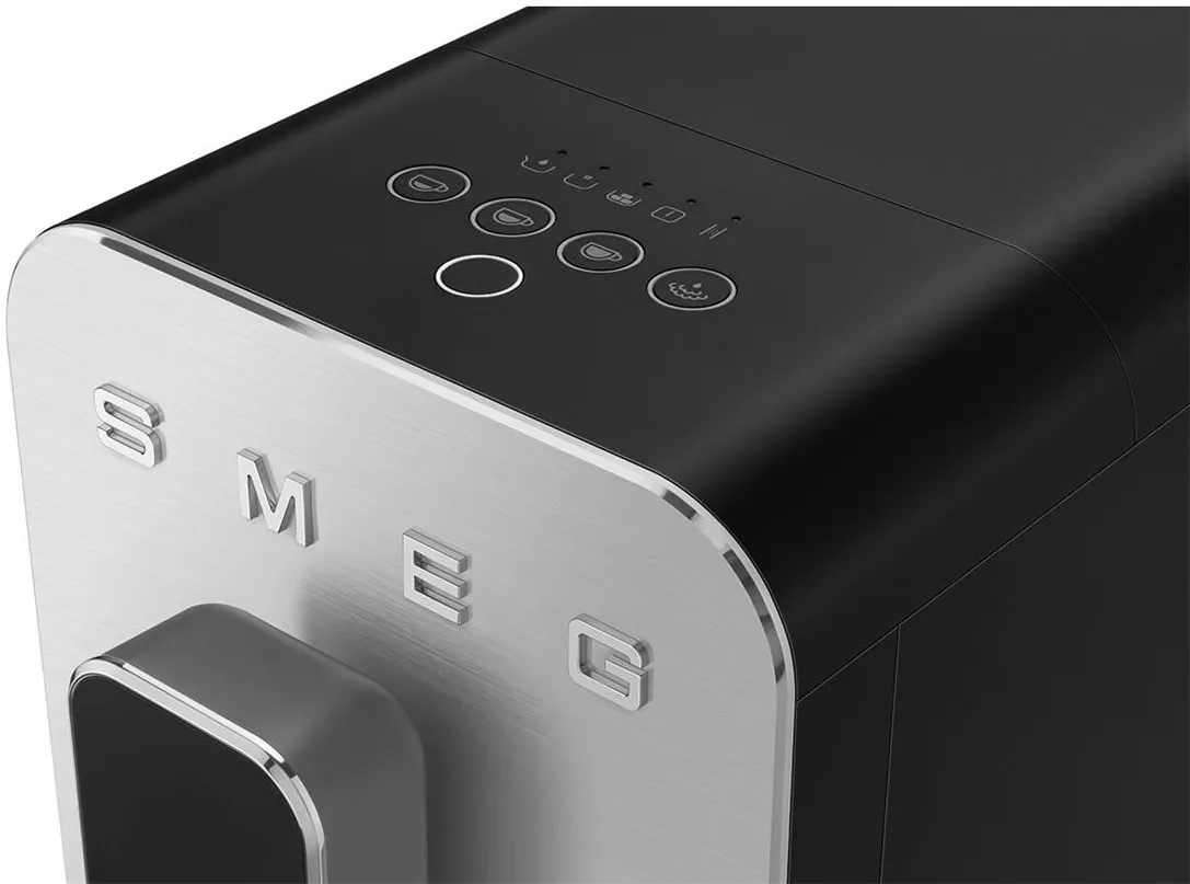 Кофемашина Smeg BCC12, черная