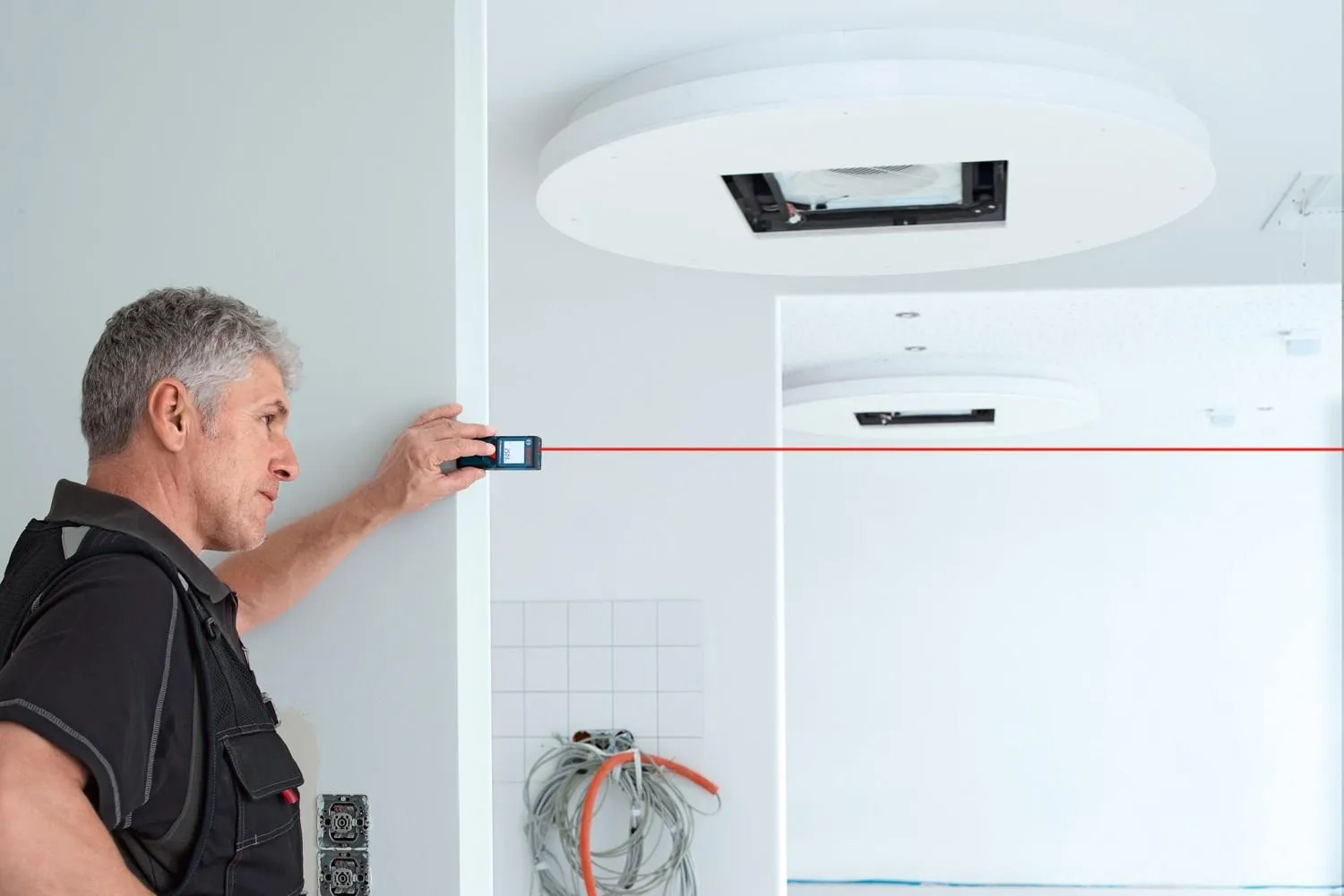 Лазерный дальномер Bosch GLM 40 Professional 0601072900
