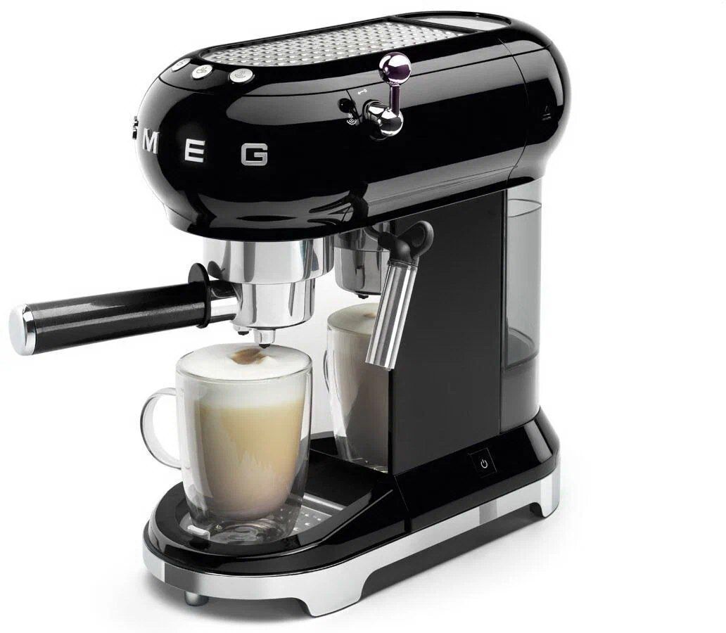 Кофеварка рожковая Smeg ECF01, черный