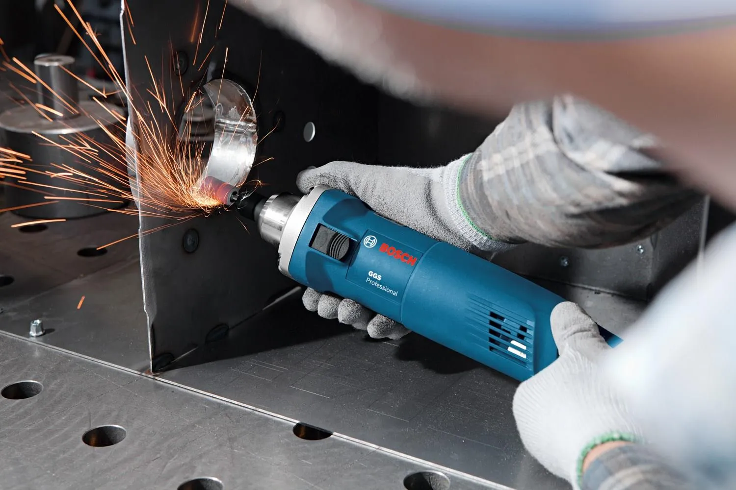 Прямая шлифовальная машина сетевая Bosch GGS 28 C Professional 0601220000