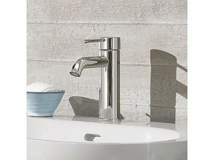 Смеситель для раковины однорычажный Grohe Essence Chrome 23589001