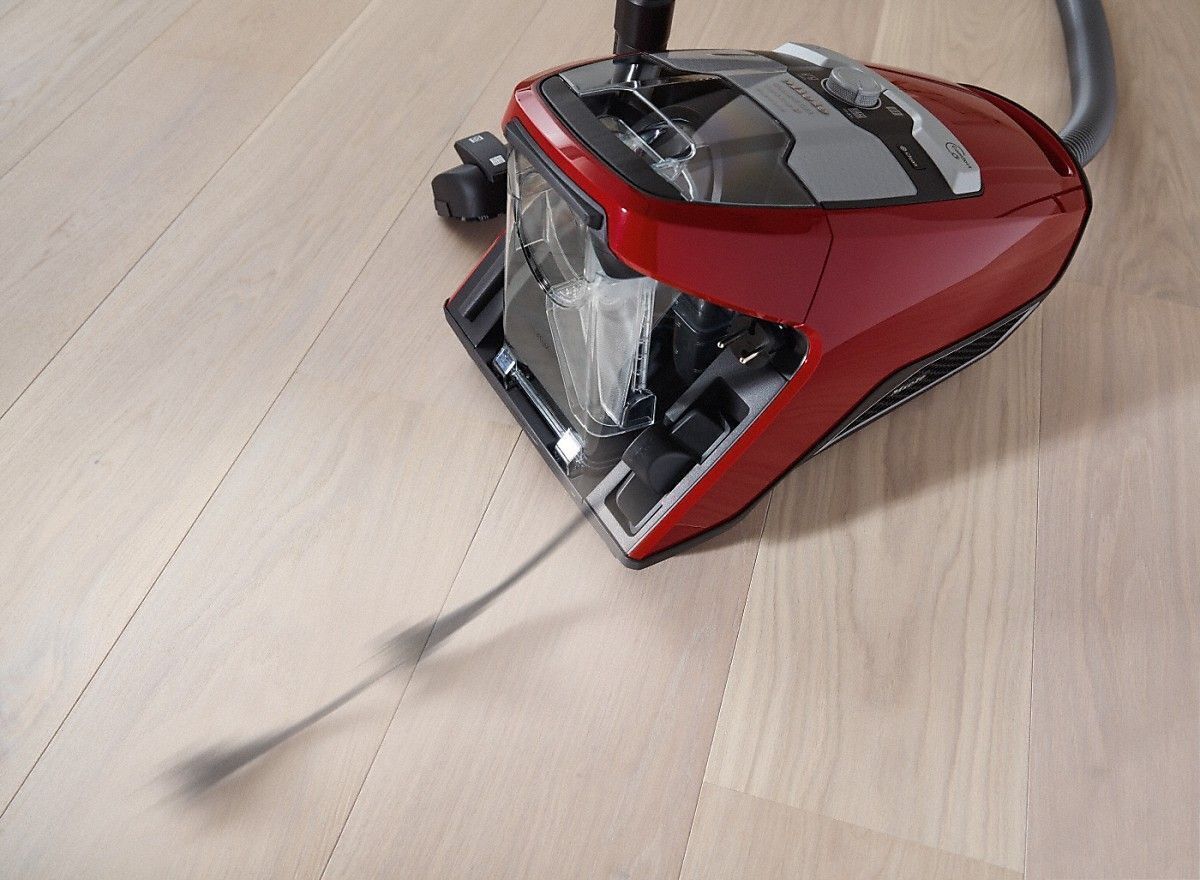 Пылесос Miele Blizzard CX1 Cat & Dog - SKCF5 Mango red