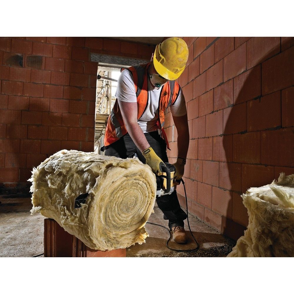 Пила DeWALT DWE397