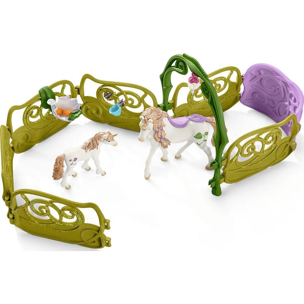 Игровой набор Schleich Сверкающий цветочный домик с единорогами, озером и стойлом 42445