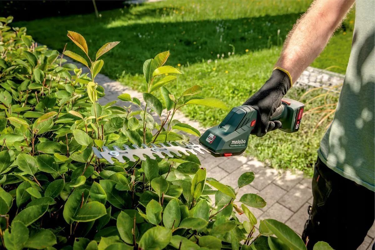 Ножницы аккумуляторные Metabo PowerMaxx SGS 12 Q 601608860 с акб и зу