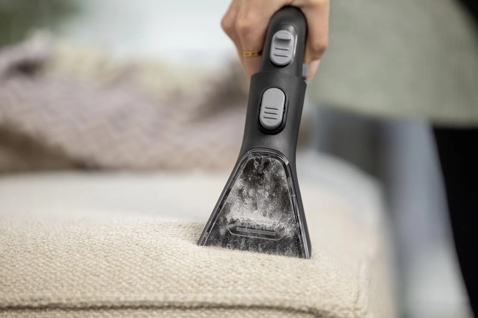 Комплект для влажной и сухой уборки Karcher SE 4 Plus