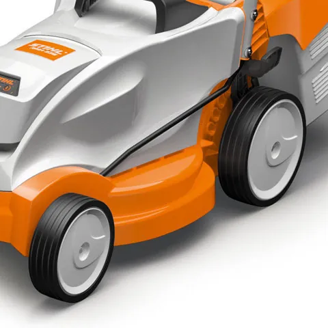 Аккумуляторная газонокосилка Stihl RMA 235