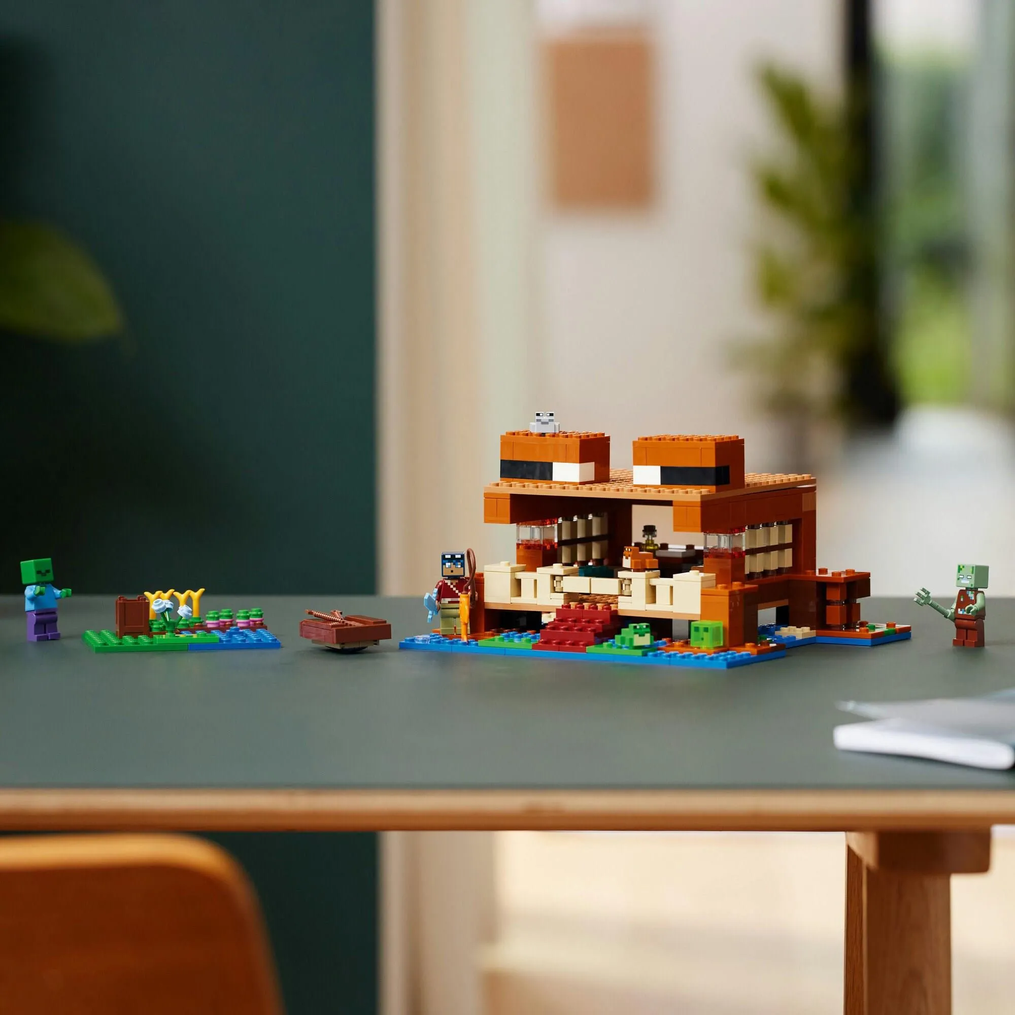 Конструктор LEGO Minecraft 21256 Лягушачий домик
