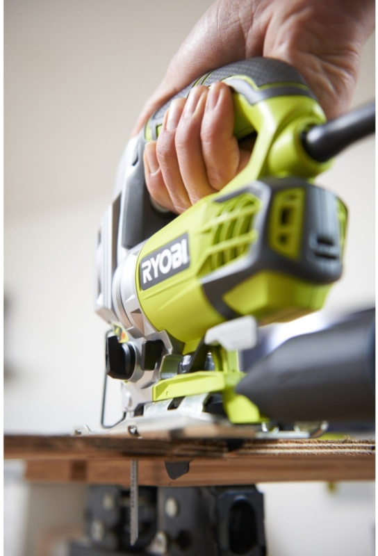 Сетевая лобзиковая пила RYOBI RJS850-K