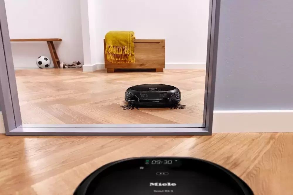Робот-пылесос Miele SPQL0 Scout RX3 OBSW чёрный обсидиан 41PQL005RU