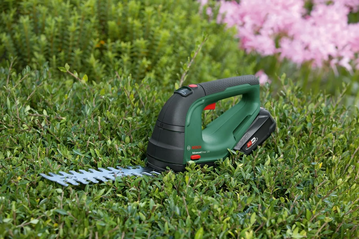 Аккумуляторный кусторез Bosch AdvancedShear 18V-10 0600857001