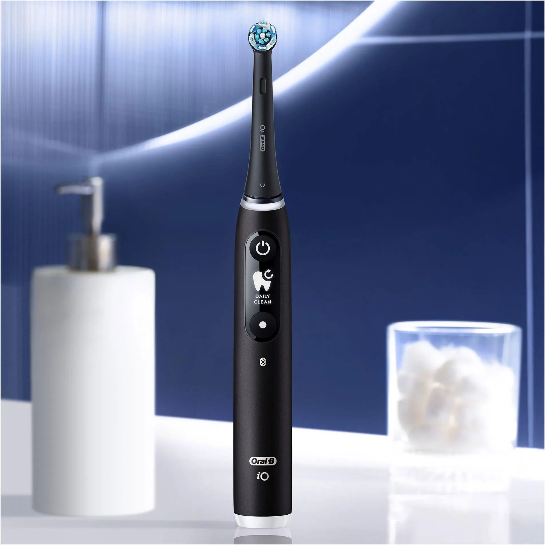 Электрическая зубная щетка Oral-B iO 6N Black