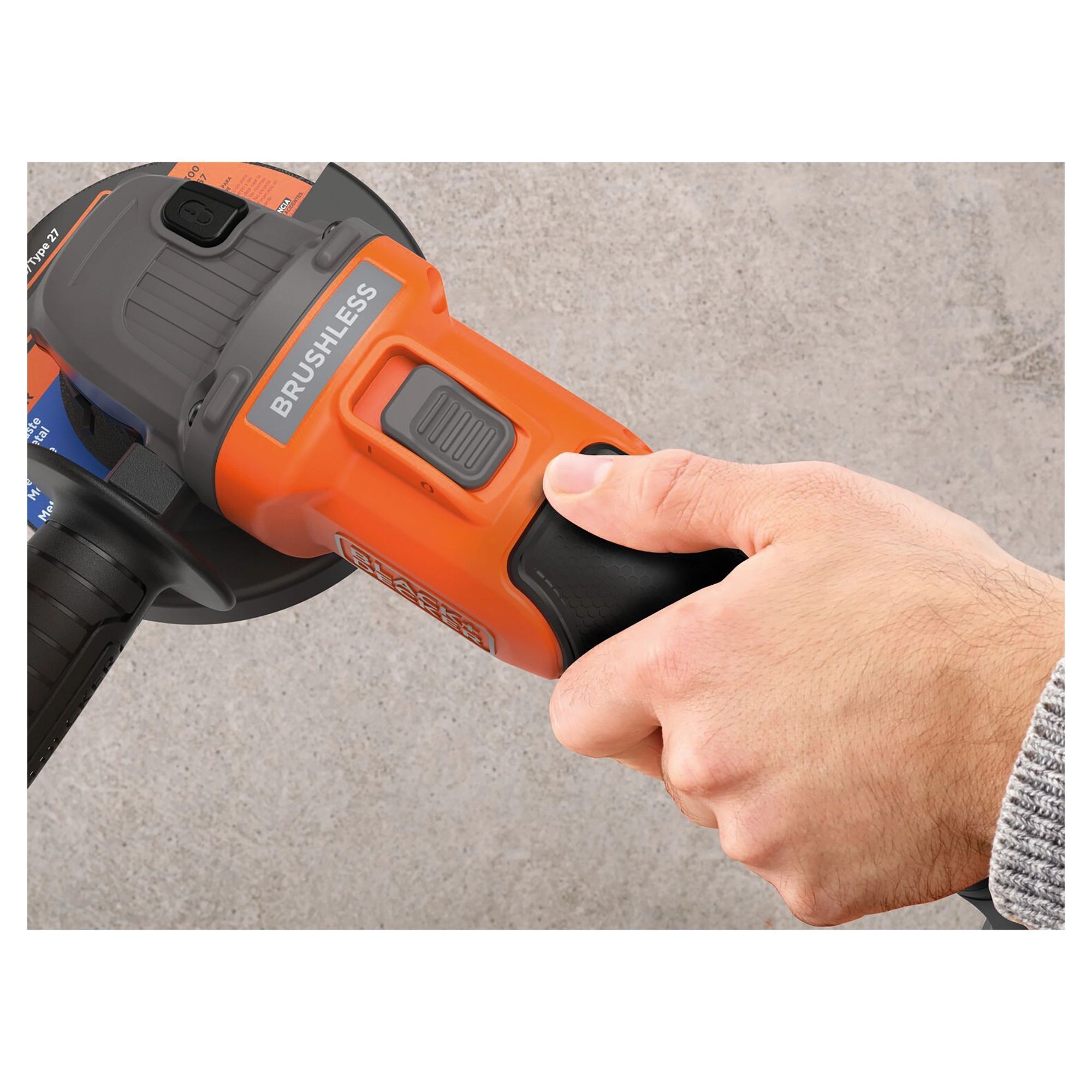 Аккумуляторная угловая шлифмашина Black&Decker BCG6L8D2SQW 2*2.0 Ah/18 V с ЗУ