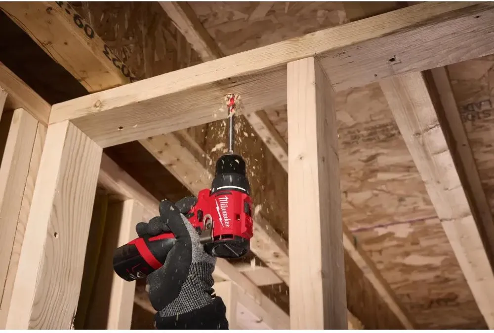 Аккумуляторная дрель-шуруповерт Milwaukee M12 BLPDRC-0 4933500421